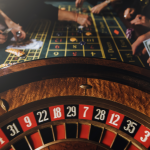 赌场迷信与理性思维:如何避免影响决策的迷信行为?-棋牌技巧-棋牌策略论坛