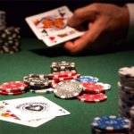 掌握德州扑克读牌术与心理战技巧，提升你的游戏策略-棋牌技巧-棋牌策略论坛